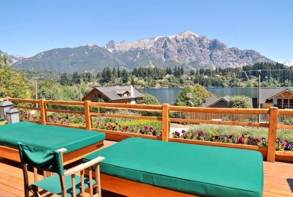 Argentinian Amazement with Boundless Access to Nature and Close to Catedral Skiing! - Bariloche, Argentina