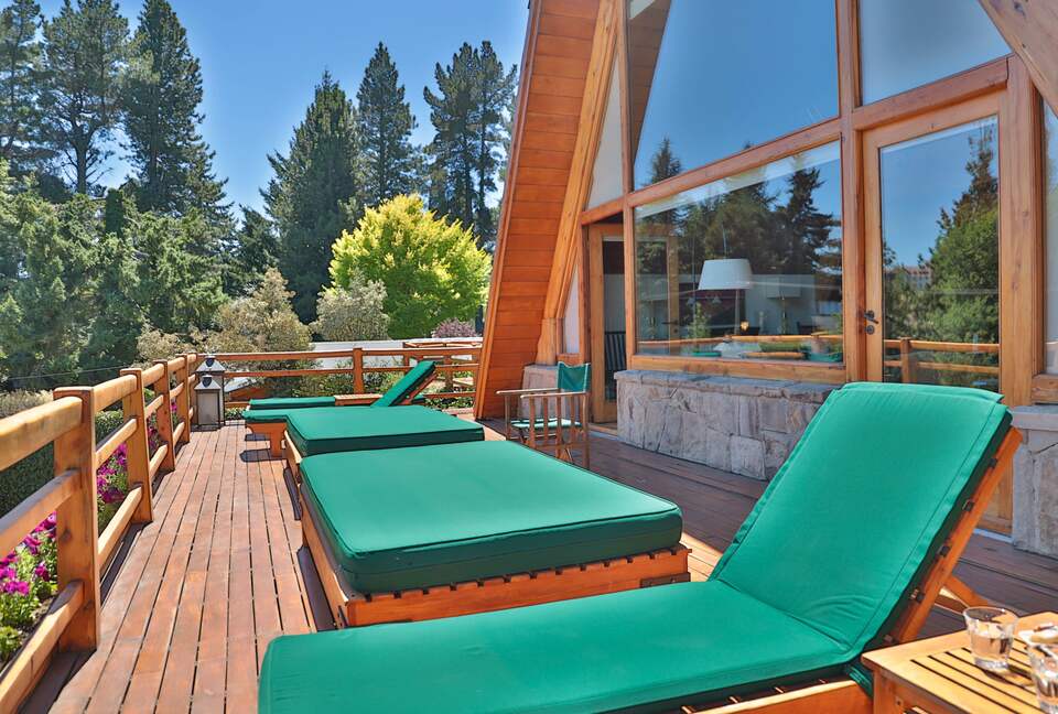 Argentinian Amazement with Boundless Access to Nature and Close to Catedral Skiing! - Bariloche, Argentina