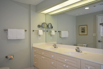 Westwinds Beach Front Sandestin Condo - Sandestin, Florida