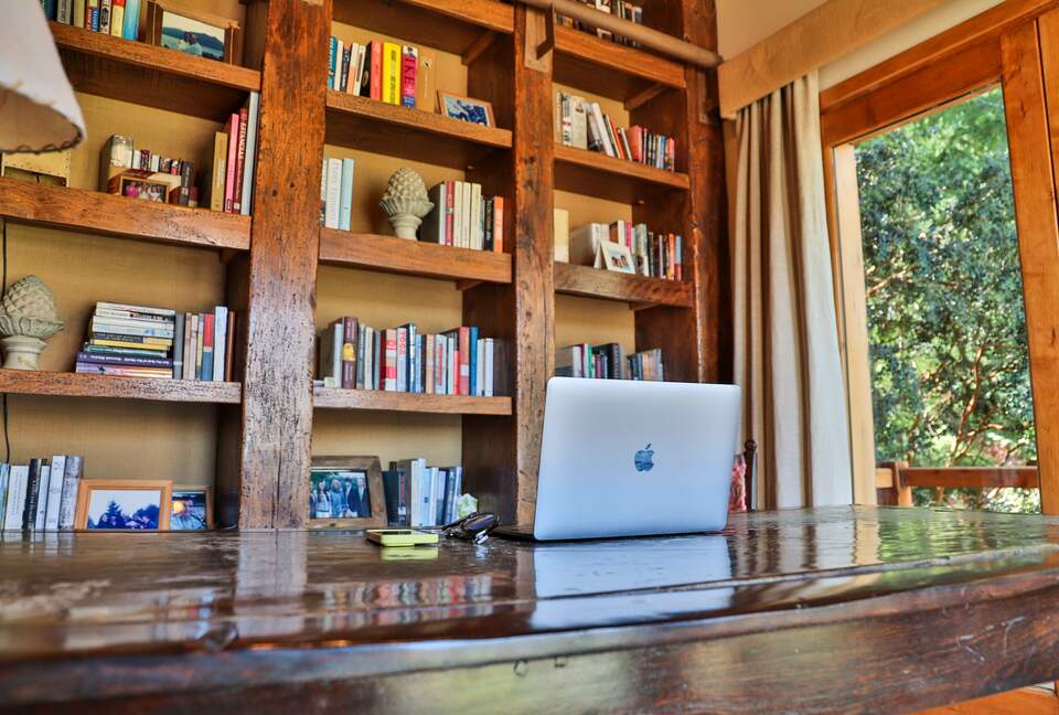 Argentinian Amazement with Boundless Access to Nature and Close to Catedral Skiing! - Bariloche, Argentina