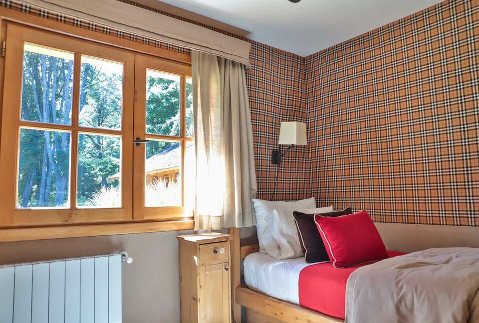 Argentinian Amazement with Boundless Access to Nature and Close to Catedral Skiing! - Bariloche, Argentina