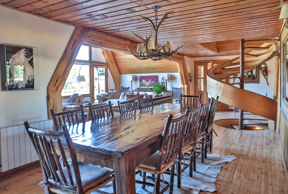 Argentinian Amazement with Boundless Access to Nature and Close to Catedral Skiing! - Bariloche, Argentina