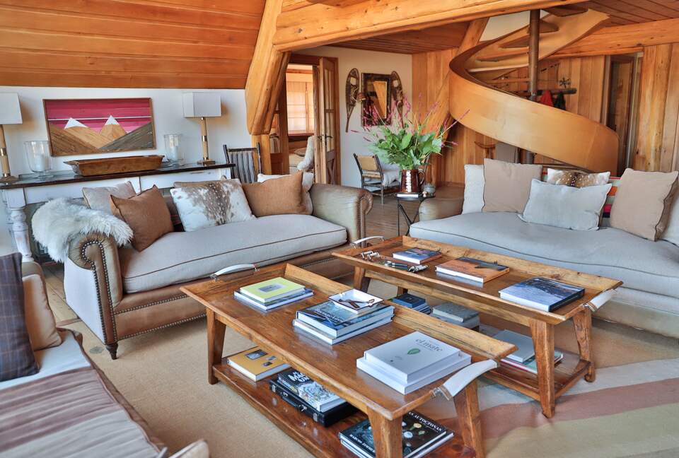 Argentinian Amazement with Boundless Access to Nature and Close to Catedral Skiing! - Bariloche, Argentina