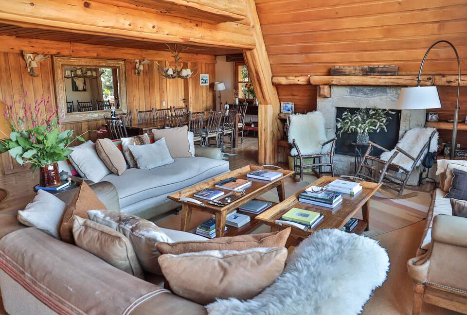 Argentinian Amazement with Boundless Access to Nature and Close to Catedral Skiing! - Bariloche, Argentina