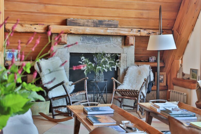 Argentinian Amazement with Boundless Access to Nature and Close to Catedral Skiing! - Bariloche, Argentina