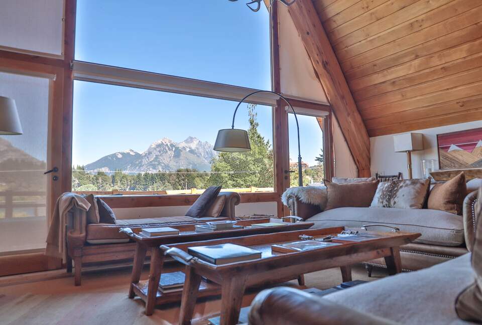 Argentinian Amazement with Boundless Access to Nature and Close to Catedral Skiing! - Bariloche, Argentina