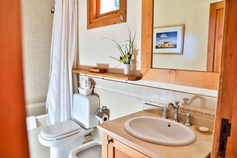 Argentinian Amazement with Boundless Access to Nature and Close to Catedral Skiing! - Bariloche, Argentina