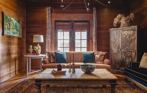 Charmed by History | A Pair of Thoughtfully Restored Retreats - Loganville, Georgia