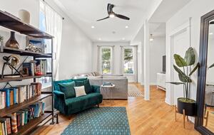 Urban Sophistication with Private Outdoor Living - Chicago, Illinois