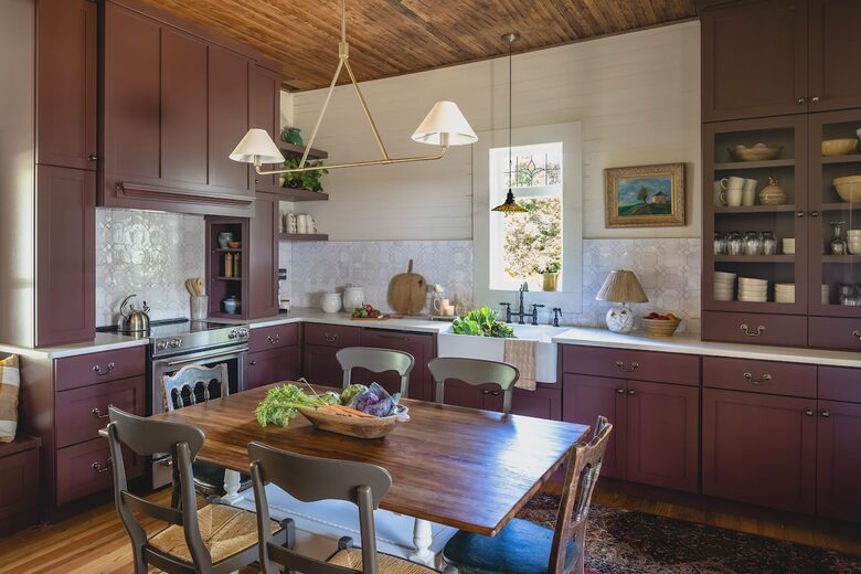 Charmed by History | A Pair of Thoughtfully Restored Retreats - Loganville, Georgia