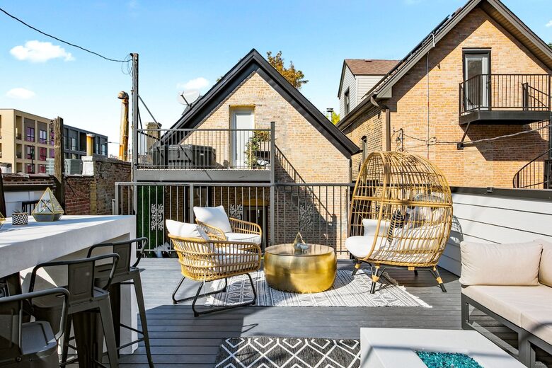 Urban Sophistication with Private Outdoor Living - Chicago, Illinois