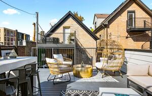 Urban Sophistication with Private Outdoor Living - Chicago, Illinois