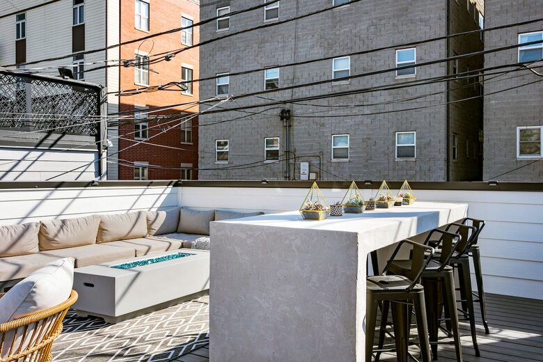 Urban Sophistication with Private Outdoor Living - Chicago, Illinois