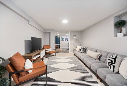 Urban Sophistication with Private Outdoor Living - Chicago, Illinois