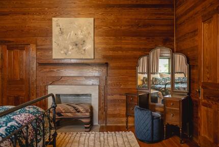 Charmed by History | A Pair of Thoughtfully Restored Retreats - Loganville, Georgia