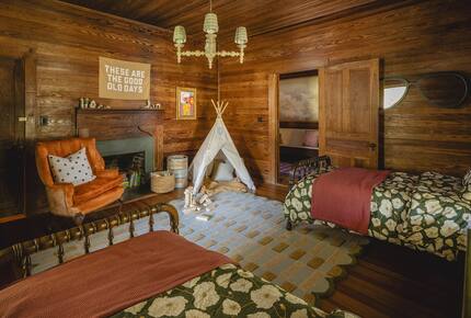 Charmed by History | A Pair of Thoughtfully Restored Retreats - Loganville, Georgia