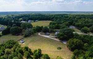 Charmed by History | A Pair of Thoughtfully Restored Retreats - Loganville, Georgia