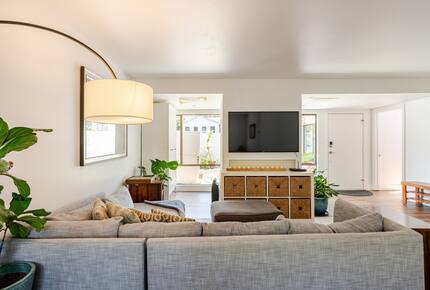 Refined Retreat Steps from Iconic Views - Tiburon, California