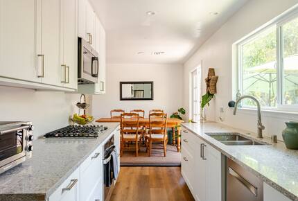 Refined Retreat Steps from Iconic Views - Tiburon, California