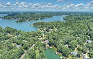 Expansive Lakefront Retreat with Private Beach and Dock - Mooresville, North Carolina
