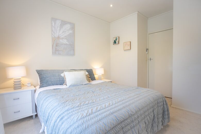 Brighton Blissful | A Poolside Coastal Retreat - Brighton East, Australia