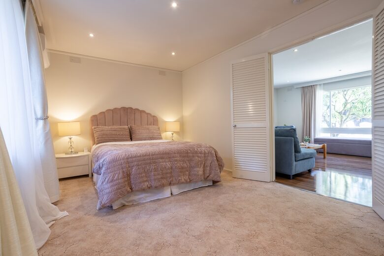 Brighton Blissful | A Poolside Coastal Retreat - Brighton East, Australia