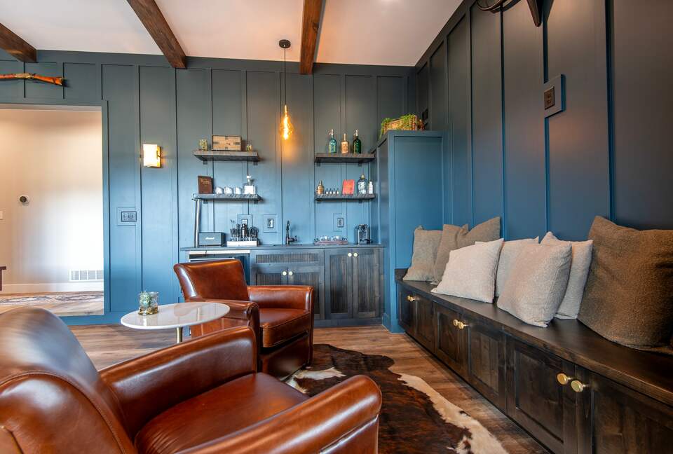 Teton lounge - the modern speakeasy with Teton range views