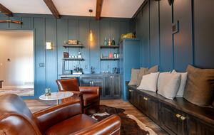 Teton lounge - the modern speakeasy with Teton range views