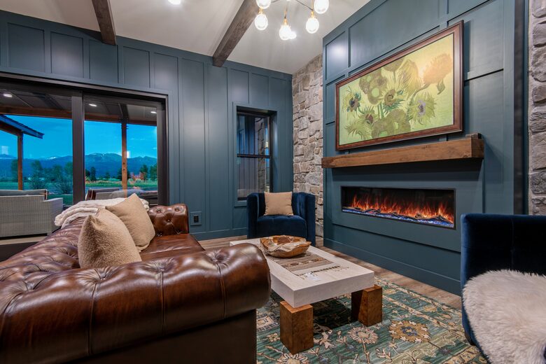 Teton lounge - the modern speakeasy with Teton range views