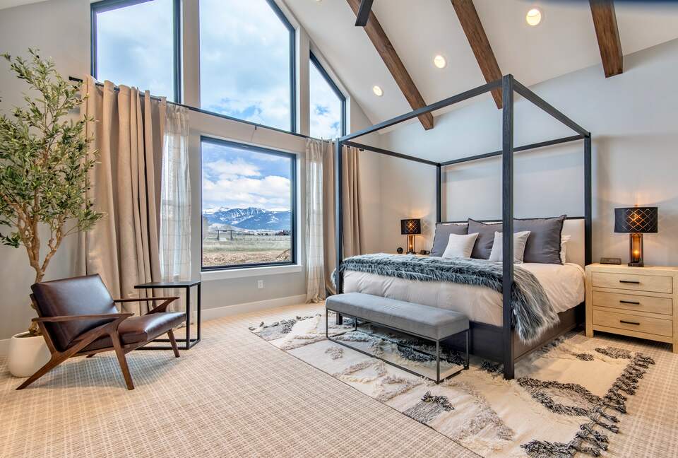 The "Grand" master suite, luxury king bed & Teton views