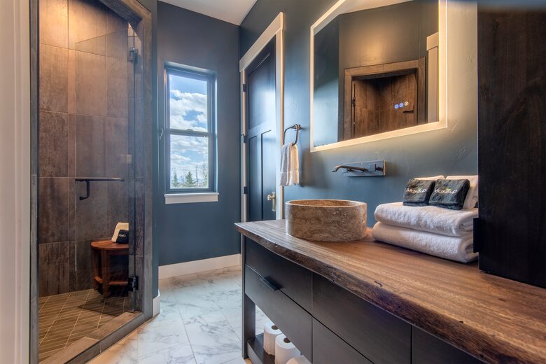 Tatanka Suite Bathroom w/ steam shower & custom wood counters