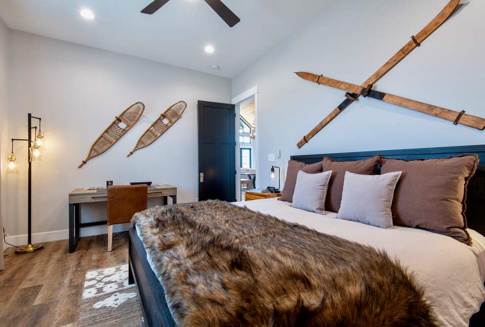 Targhee Suite Luxury King Bed and private workspace