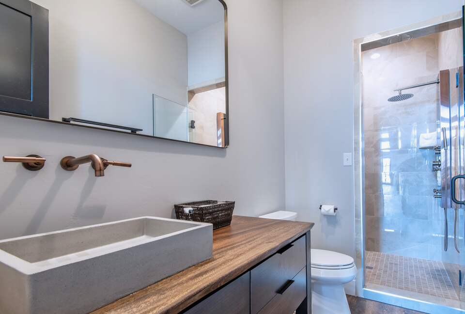 Targhee Suite/Kitchen Bath w/ wood counters & stone finishes