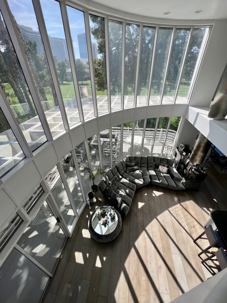 Art Deco Haven Overlooking the Las Vegas Strip - Las Vegas, Nevada