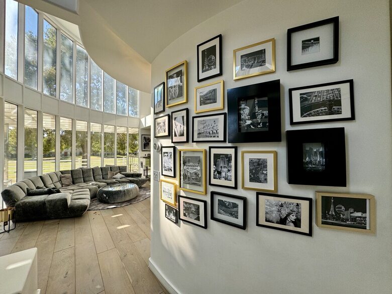 Art Deco Haven Overlooking the Las Vegas Strip - Las Vegas, Nevada