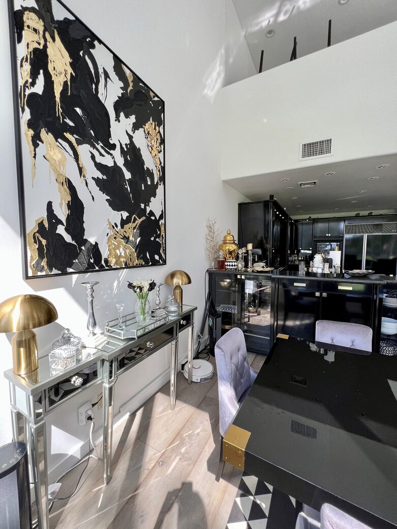 Art Deco Haven Overlooking the Las Vegas Strip - Las Vegas, Nevada