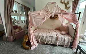 Art Deco Haven Overlooking the Las Vegas Strip - Las Vegas, Nevada