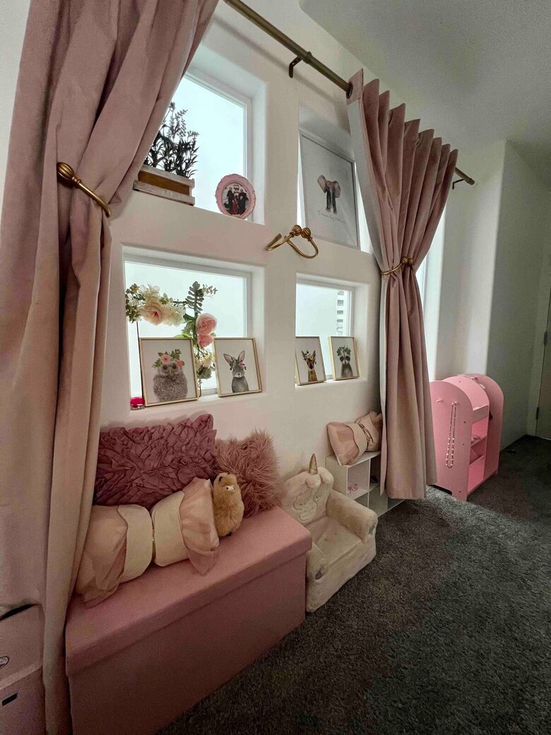 Art Deco Haven Overlooking the Las Vegas Strip - Las Vegas, Nevada