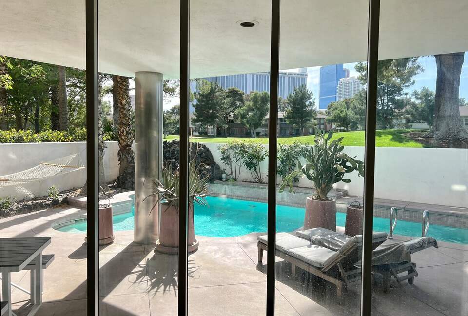 Art Deco Haven Overlooking the Las Vegas Strip - Las Vegas, Nevada