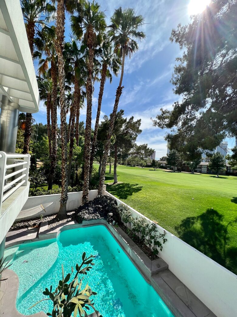 Art Deco Haven Overlooking the Las Vegas Strip - Las Vegas, Nevada