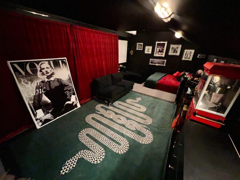 Art Deco Haven Overlooking the Las Vegas Strip - Las Vegas, Nevada