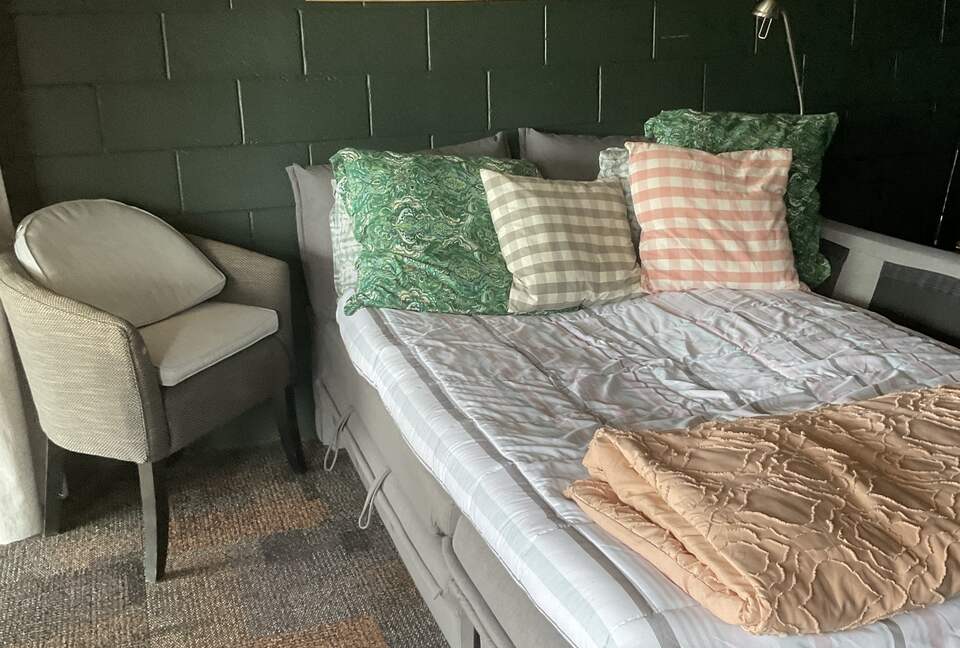 Modernist Gem with Ocean Views and Private Beach Access - Ōakura, New Zealand