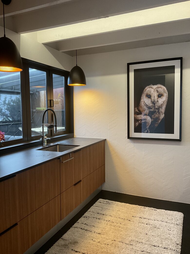 Modernist Gem with Ocean Views and Private Beach Access - Ōakura, New Zealand