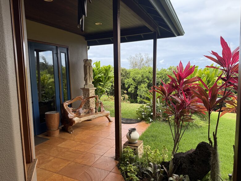 Elegant North Shore Retreat - Kilauea, Hawaii