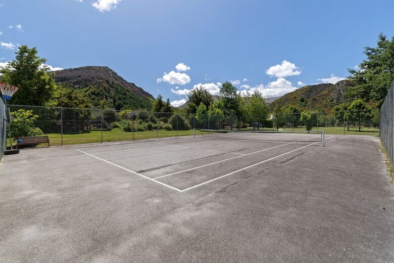 Alpine Elegance in the Heart of Arrowtown - Arrowtown, New Zealand