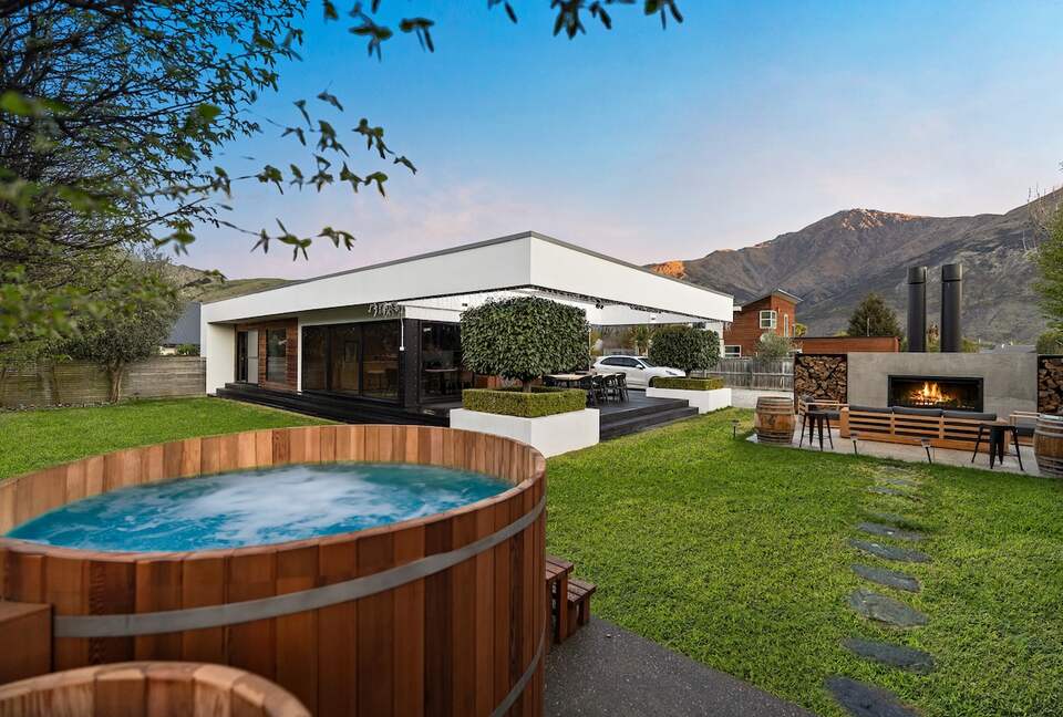 Alpine Wellness Hideaway - Lake Hayes Estate, New Zealand