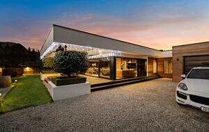Alpine Wellness Hideaway - Lake Hayes Estate, New Zealand