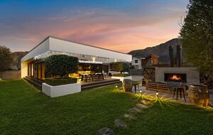 Alpine Wellness Hideaway - Lake Hayes Estate, New Zealand