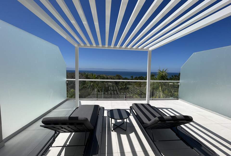 Bolongo 215-Modern Coastal Retreat in a Private Beachfront Community - Puerto Vallarta, Mexico