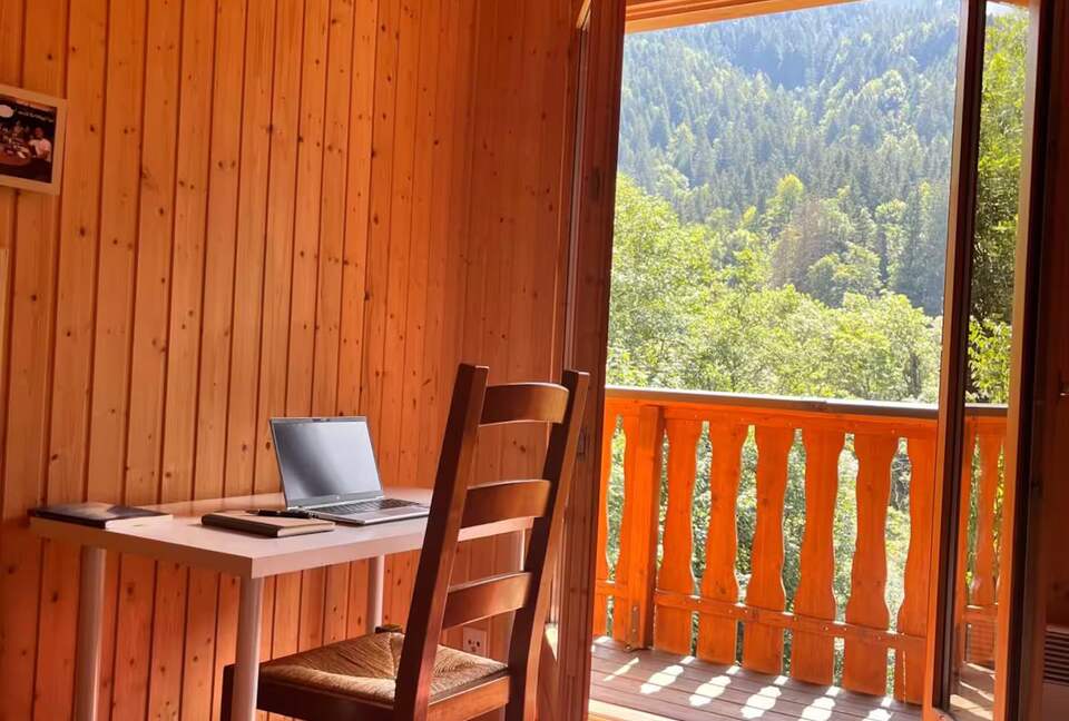 Elegant Alpine Chalet with Panoramic Mountain Views - Abondance, France